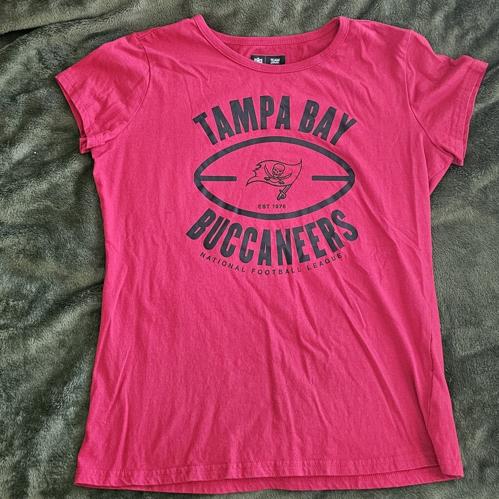NFL Tampa Bay Buccaneers Womens T-Shirt